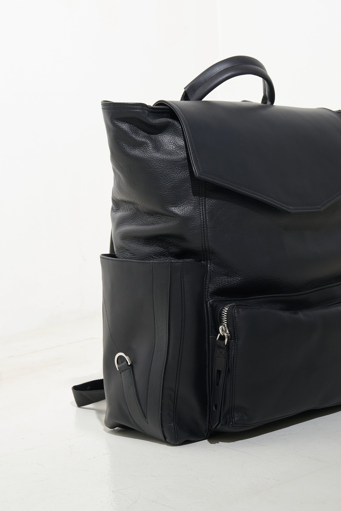 V.I.V.I. BACKPACK