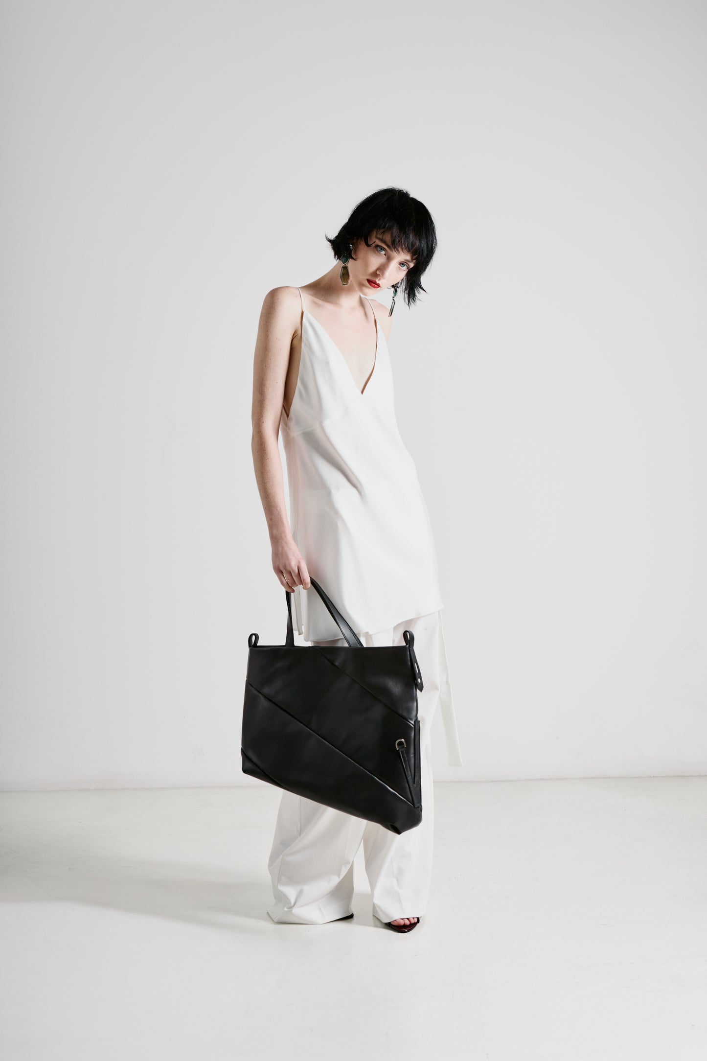 WHITNEY OBLIQUE TOTE